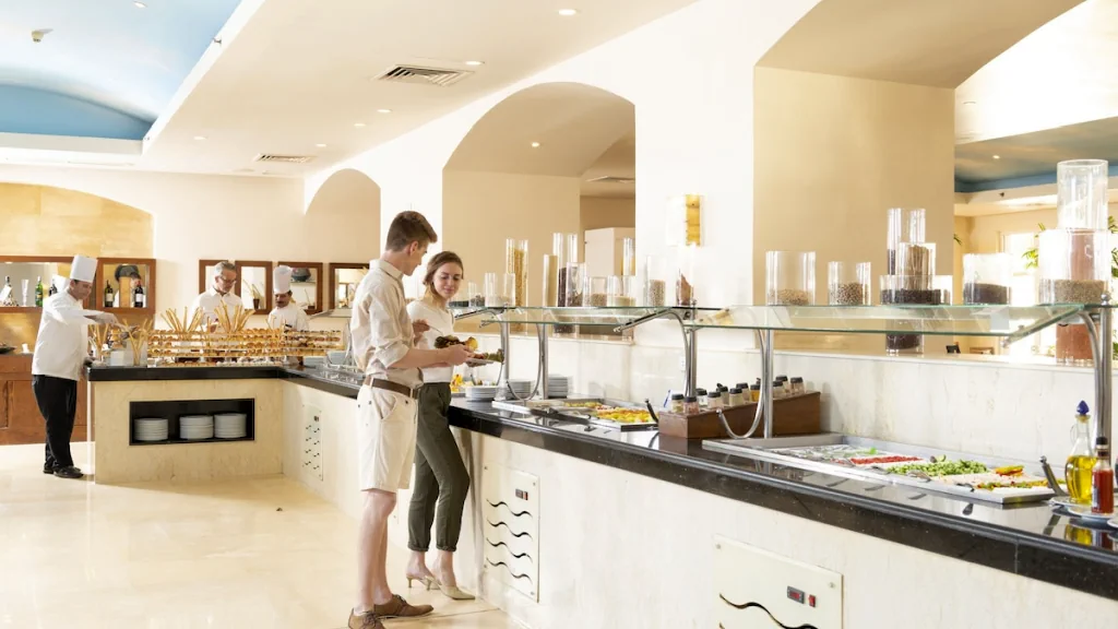 الفندق ثرى كورنرز أوشن فيو - الجونة